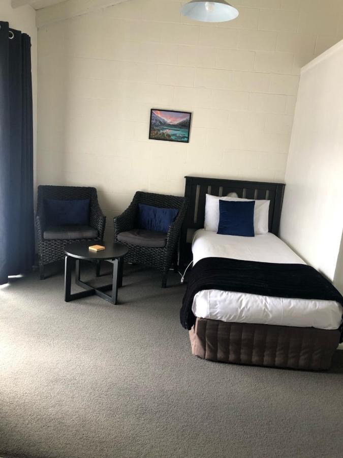 Rosetown Motel テ・アワムトゥ エクステリア 写真